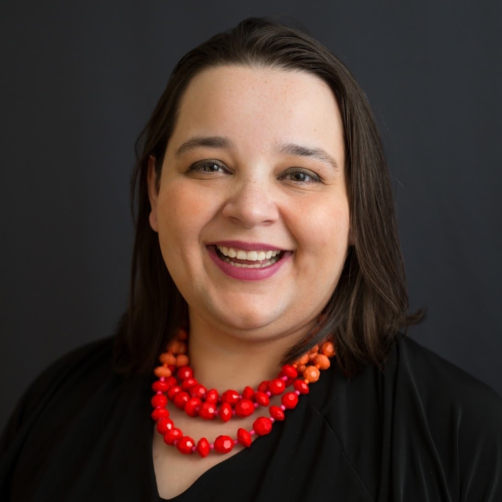 Meet your Posher, Sarah e.